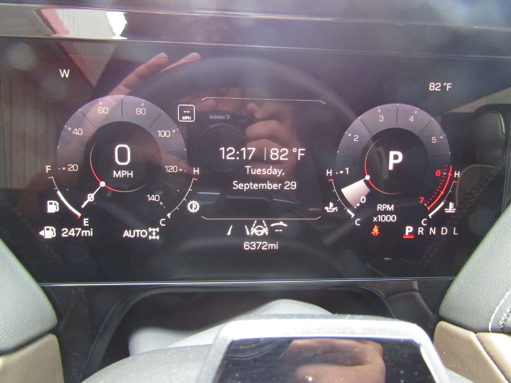 Used 2026 GMC Yukon Denali Ultimate AWD/4WD image 35