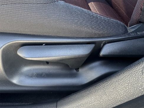 Used 2024 Toyota Corolla SE image 25