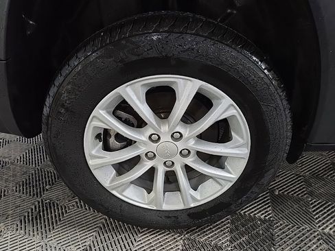 Used 2022 Jeep Cherokee Latitude Lux image 13