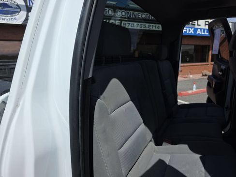 Used 2017 Chevrolet Silverado 2500 LT AWD/4WD image 34