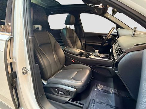 Used 2017 Audi Q7 3.0T Prestige w/ Prestige Package image 34