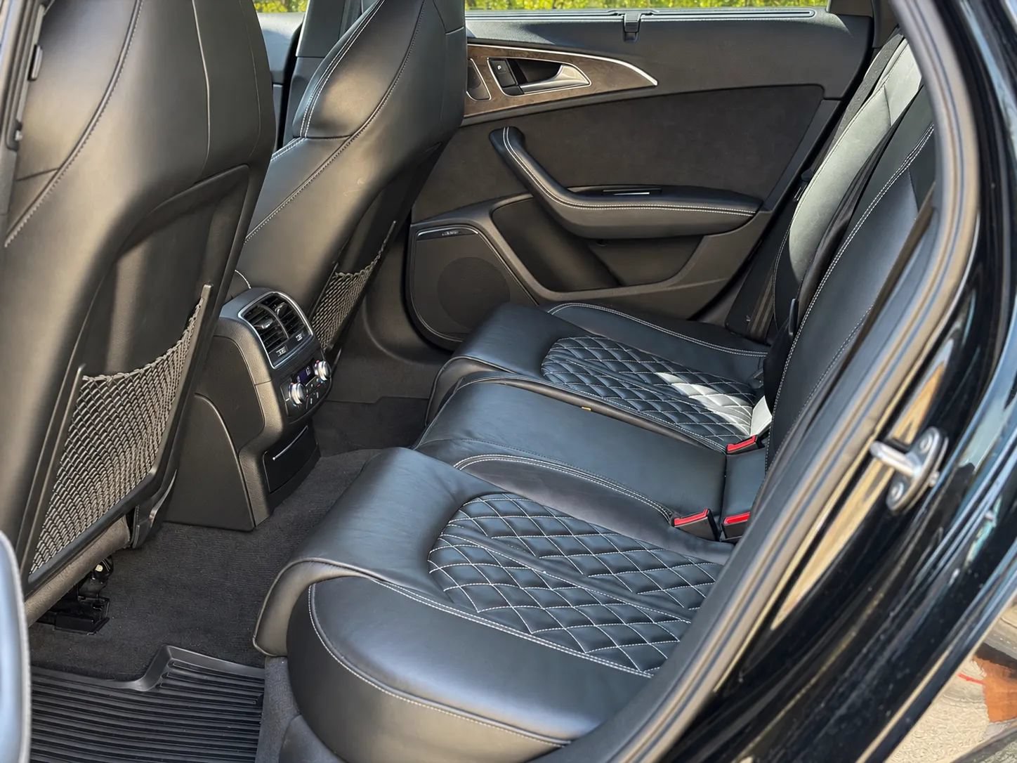 Used 2017 Audi S6 Prestige w/ Prestige Package AWD/4WD image 17