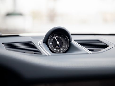 Used 2026 Porsche 911 Carrera image 15