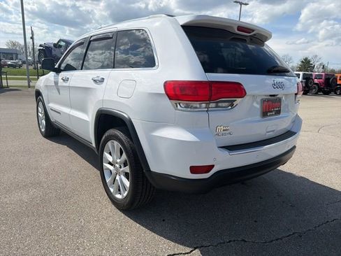 Used 2017 Jeep Grand Cherokee Limited image 3