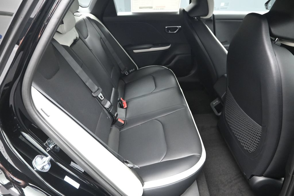 New 2026 Kia K4 GT-Line FWD image 35