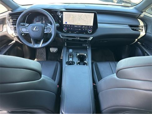 Used 2024 Lexus RX 500h F Sport image 8