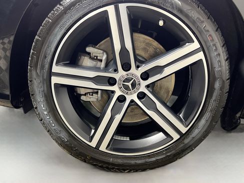 Used 2021 Mercedes-Benz CLA 250 image 14