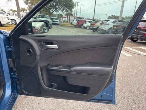 Used 2020 Dodge Charger SXT w/ Blacktop Package image 13