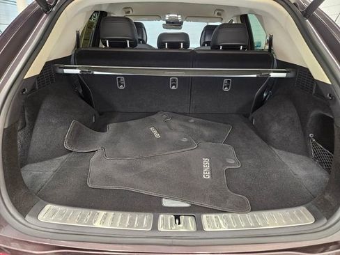 Used 2022 Genesis GV70 2.5T image 17