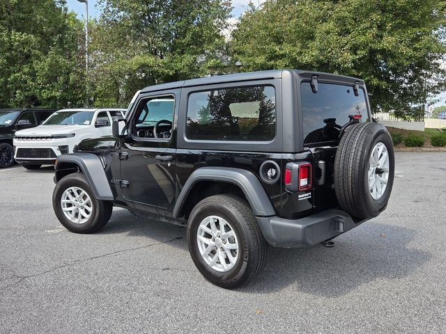 Used 2023 Jeep Wrangler Sport AWD/4WD image 6