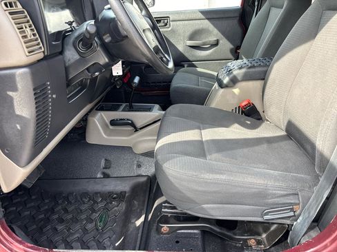 Used 2004 Jeep Wrangler Sport image 11