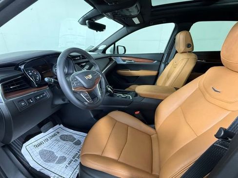 New 2025 Cadillac XT5 Premium Luxury w/ Technology Package image 13