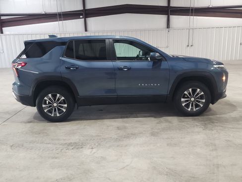 Used 2025 Chevrolet Equinox LT FWD image 6