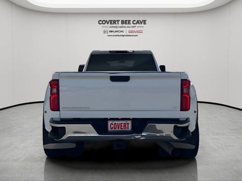 Used 2024 Chevrolet Silverado 3500 LT w/ Convenience Package image 8