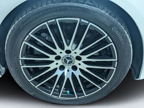 Used 2024 Mercedes-Benz C 300 Sedan image 11