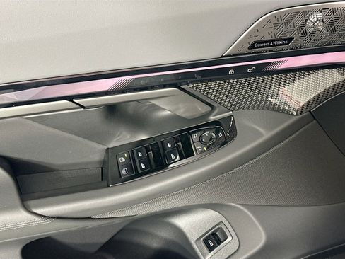 New 2026 BMW 550e xDrive w/ Executive Package image 17