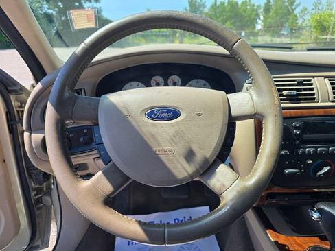 Used 2006 Ford Taurus SEL FWD image 20