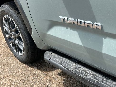 New 2026 Toyota Tundra Limited AWD/4WD image 38