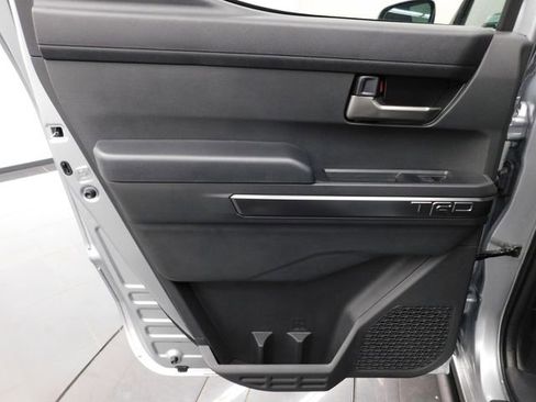 Used 2024 Toyota Tacoma TRD Off-Road image 22