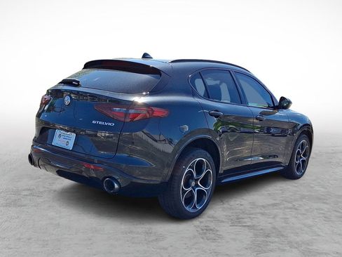 Used 2020 Alfa Romeo Stelvio Ti Sport AWD/4WD image 5