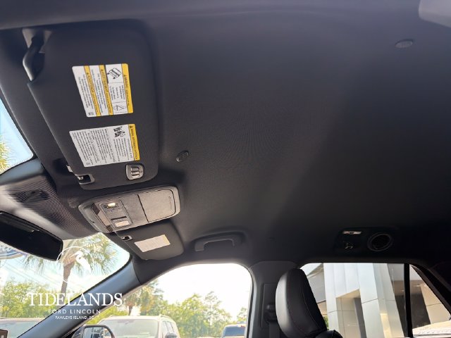 New 2026 Ford Explorer ST-Line w/ ST-Line Street Pack RWD image 24