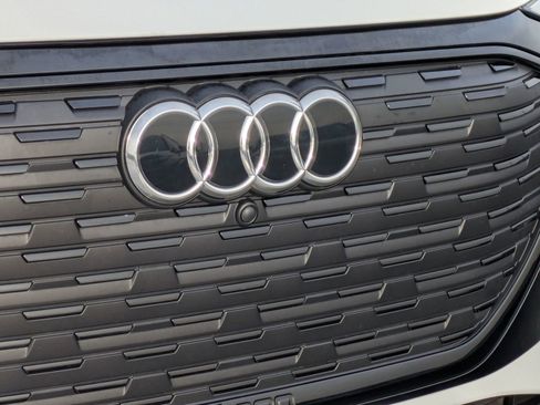 Used 2024 Audi Q4 e-tron Premium Plus image 26