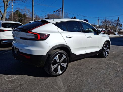 Certified 2023 Volvo C40 P8 Recharge Plus w/ Climate Package image 6