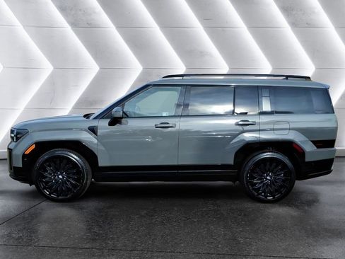 Used 2024 Hyundai Santa Fe Calligraphy image 2