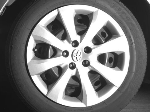 Used 2025 Toyota Corolla LE FWD image 12