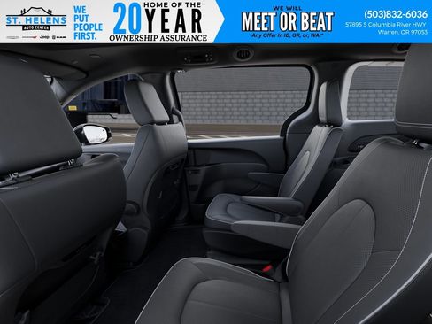 New 2026 Chrysler Pacifica Select image 26