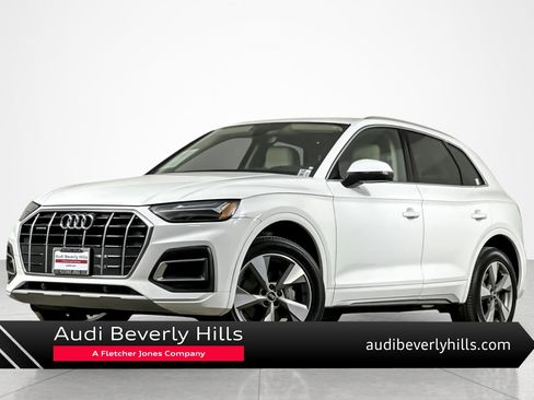 Used 2023 Audi Q5 2.0T Premium w/ Convenience Package image 1
