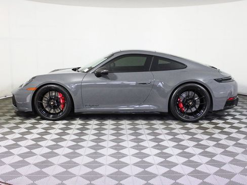 Used 2025 Porsche 911 Carrera 4 GTS image 2