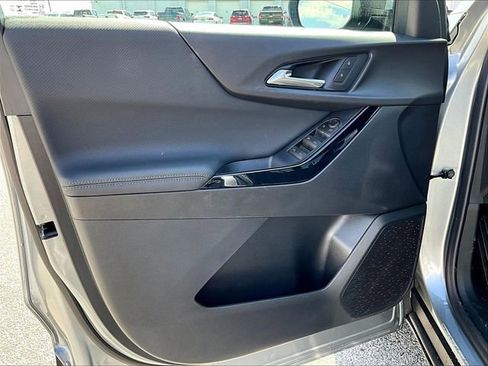 New 2026 Chevrolet Equinox LT image 24