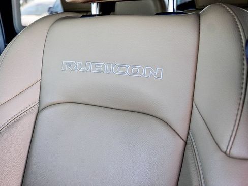 Used 2019 Jeep Wrangler Unlimited Rubicon AWD/4WD image 25