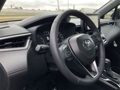 Certified 2025 Toyota Corolla Cross AWD Hybrid image 10