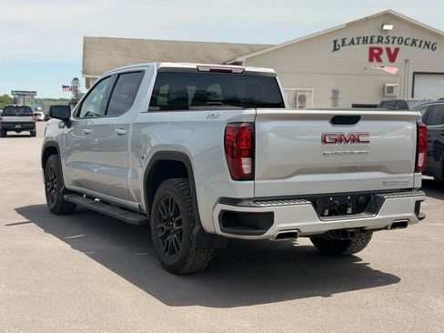 Used 2021 GMC Sierra 1500 Elevation w/ X31 Off-Road Package AWD/4WD image 7