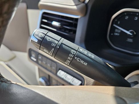 Used 2021 GMC Yukon Denali w/ Denali Ultimate Package image 14