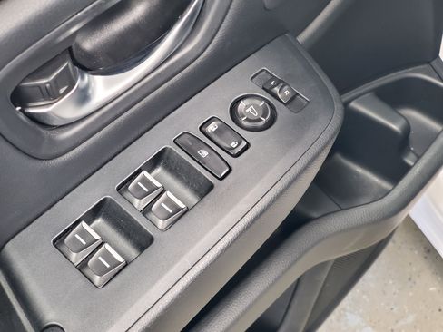 Certified 2024 Honda Pilot Touring image 25