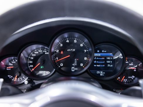 Used 2016 Porsche 911 GT3 RS image 39