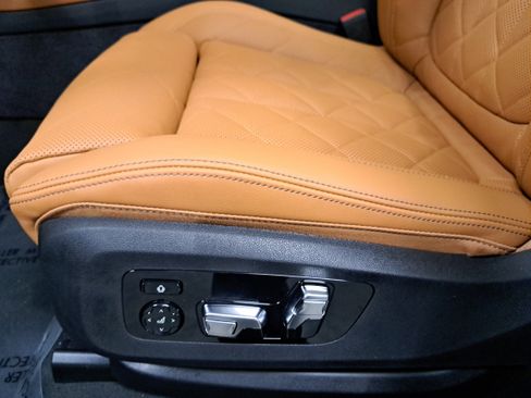 New 2026 BMW X5 xDrive40i w/ M Sport Package image 31