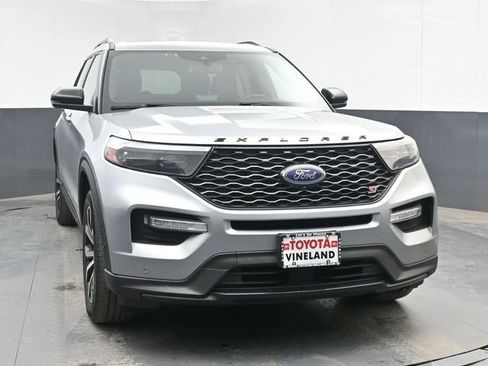 Used 2020 Ford Explorer ST w/ Premium Technology Package AWD/4WD image 3