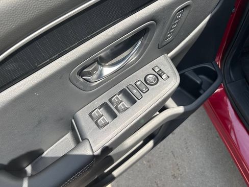 Used 2024 Honda Pilot Elite image 11