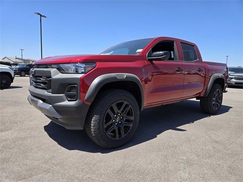 New 2025 Chevrolet Colorado Trail Boss w/ Midnight Edition image 2