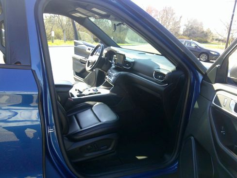 Used 2020 Ford Explorer XLT w/ Equipment Group 202A image 62