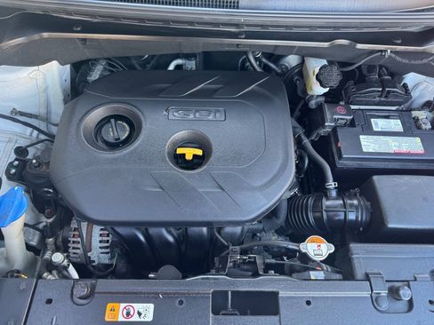 Used 2017 Kia Soul + FWD image 9