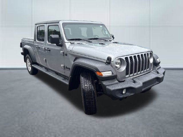 Used 2021 Jeep Gladiator Sport w/ Trailer Tow Package AWD/4WD image 5