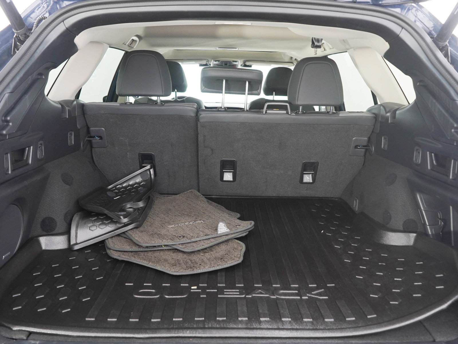 Used 2024 Subaru Outback Onyx Edition AWD/4WD image 9