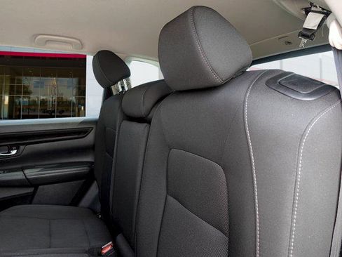 Used 2025 Honda CR-V LX image 10