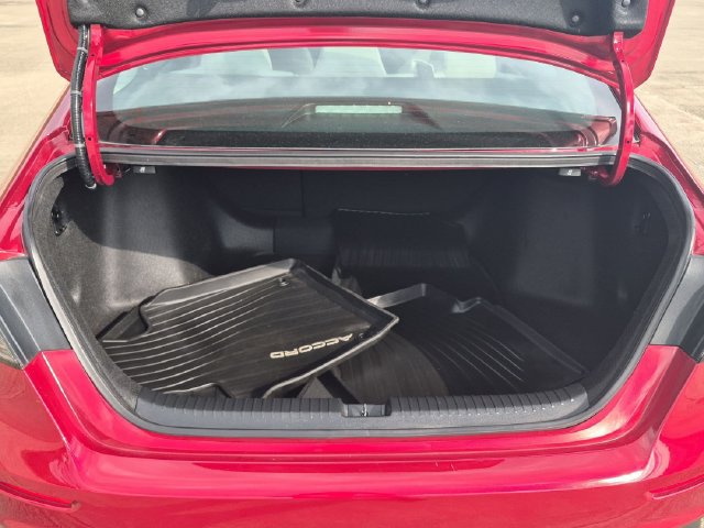 Used 2024 Honda Accord EX image 27