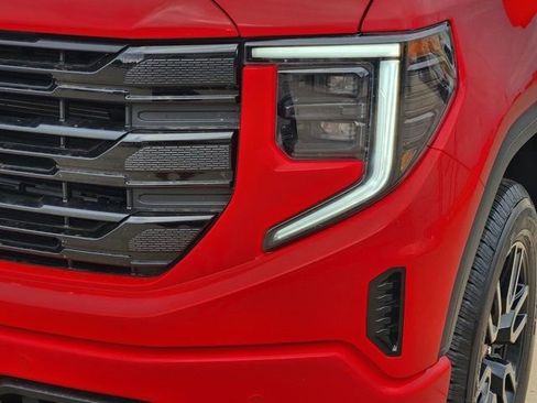 Used 2025 GMC Sierra 1500 Elevation w/ Elevation Premium Package image 16